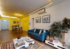 Apartamento à venda em Laranjeiras com 134 m², 3 quartos, 1 suíte, 1 vaga