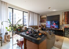 Apartamento à venda em Belvedere com 156 m², 4 quartos, 1 suíte, 3 vagas