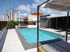 No Cabo Branco, apartamento com 2 quartos, varanda, fino acabamento, prédio com área de lazer, bem localizado!