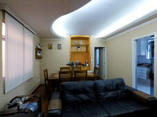 Vende se Amplo Apartamento com 3 Quartos sendo 1 com Suíte,área total de 121 m² no Bairro Itapoã em BH, MG!