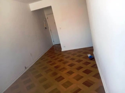 Apartamento de 01 dormitorio na Chácara Inglesa- Rua Jurea, 70m2, prédio familiar, próximo