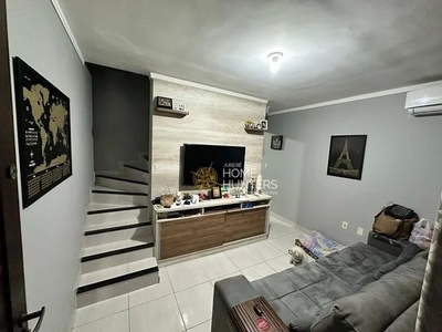 Casa com 2 dormitórios para alugar, 72 m² por R$ 1.840,00/mês - Espinheiros - Joinville/SC