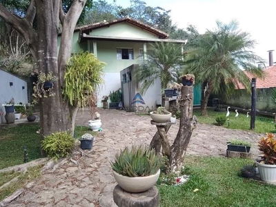 Casa com 4 dormitórios para alugar em Brumadinho