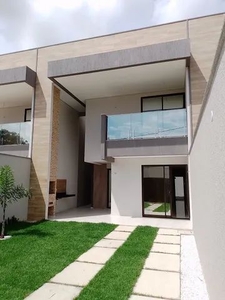 Duplex alto padrão com quatro suítes, pertinho da Edilson Brasil Soares.