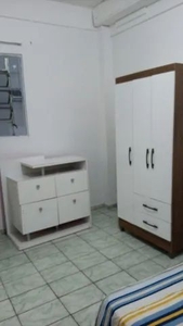 quartos com banheiro para solteiros (as) no bairro Bela Vista São José/SC