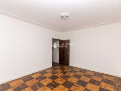 Apartamento com 3 quartos para alugar na avenida osvaldo aranha, 232, bom fim, porto alegre, 87 m2 por r$ 2.000