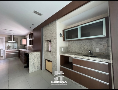 Apartamento no Bairro Victor Konder em Blumenau com 4 Dormitórios (2 suítes) e 178 m²