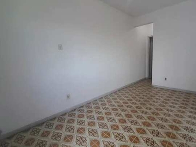 Apartamento para venda possui 48 metros quadrados com 1 quarto em Centro - São Vicente - S