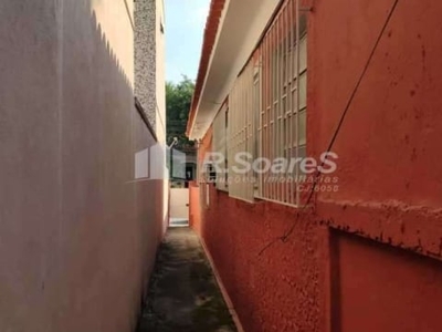 Casa com 3 quartos à venda na rua óbidos, bento ribeiro, rio de janeiro, 560 m2 por r$ 690.000