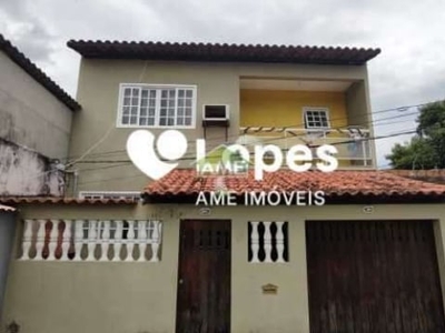 Casa em condomínio fechado com 3 quartos à venda na rua poeraba, inhoaíba, rio de janeiro por r$ 400.000