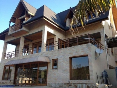 Casa para venda tem 800 metros quadrados com 5 quartos em alphaville - santana de parnaíba - sp