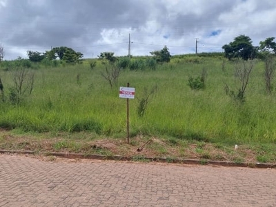 Lote com 240 m² na rua thieres pereira daflon - bairro morada do vale iii