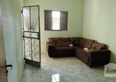 Casa com 3 quartos à venda no bairro Dom Cabral, 75m²