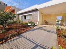 Casa com 3 quartos à venda no bairro Jardim Paulista, 178m²