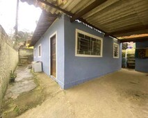 Imóvel em São Lourenço da Serra contendo 3 casas