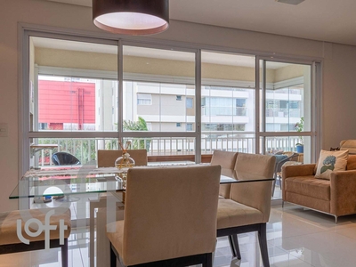 Apartamento à venda em Campo Belo com 123 m², 3 quartos, 1 suíte, 2 vagas