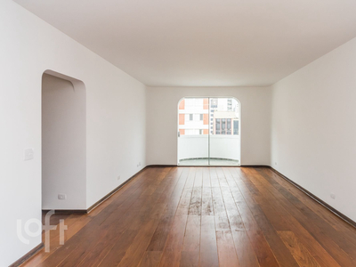 Apartamento à venda em Paraíso com 161 m², 3 quartos, 1 suíte, 2 vagas