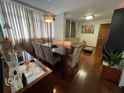 Apartamento à venda em São Pedro com 85 m², 3 quartos, 1 suíte, 2 vagas