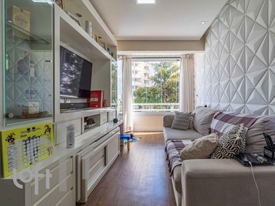 Apartamento à venda em Vila Matilde com 65 m², 3 quartos, 1 vaga