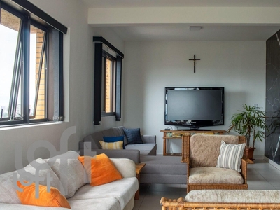 Apartamento à venda em Vila Sônia com 149 m², 3 quartos, 3 suítes, 4 vagas