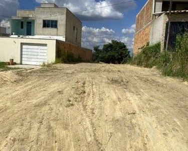 Lote plano no bairro colonial murado de dois lados 450ms