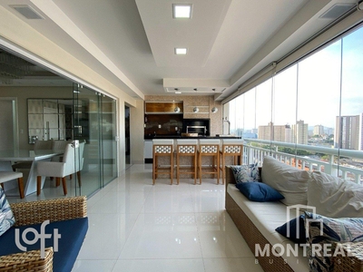 Apartamento à venda em Mooca com 103 m², 3 quartos, 1 suíte, 2 vagas