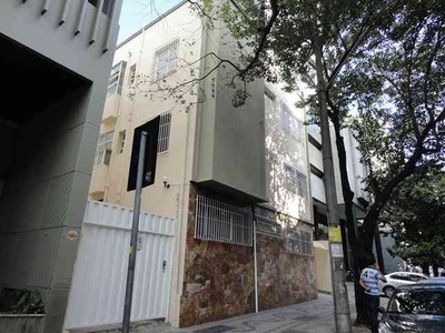 Apartamento com 2 quartos para alugar no bairro Savassi, 76m²