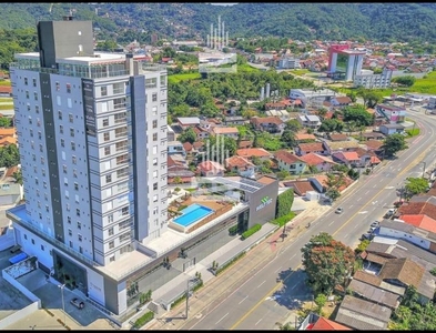 Apartamento no Bairro Vorstadt em Blumenau com 3 Dormitórios (3 suítes) e 167 m²