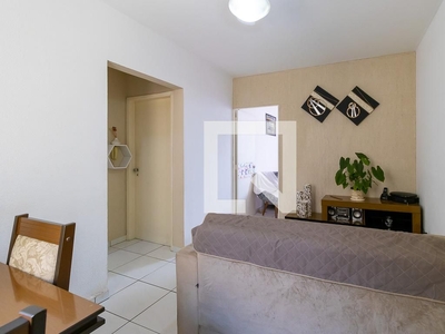 Apartamento no 6º andar mobiliado com 1 dormitório