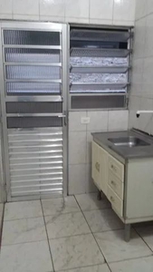 Aluga-se casa no Serraria - Diadema 750 reais