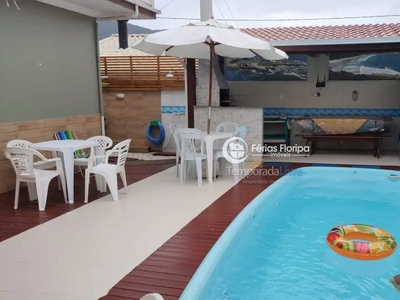 Casa com 6 quartos com piscina Churrasqueira Mesa de Sinuca e Pebolim