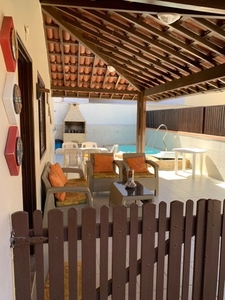 Casa duplex na Barra de São Miguel em condomínio fechado a 200 metros da praia