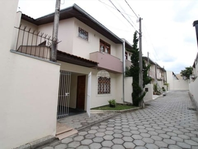 Casa em condomínio fechado com 3 quartos para alugar na rua maria luiza curial dos santos, 623, boqueirão, curitiba, 84 m2 por r$ 2.700