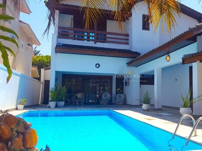 Casa em Jardim Acapulco