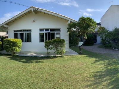 Casa lindo terreno Praia de Palmas.