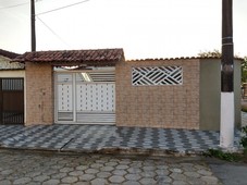 Casa esquina isolada