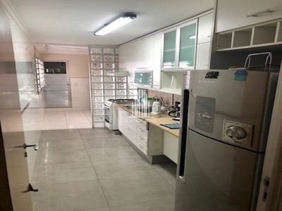 Apartamento 80 m² na Vila Campestre com 3dormitórios 1 closet 2 banheiros 1 vaga de garagem