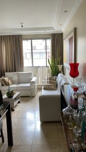 Apartamento a venda em Campo Belo com 2 quartos, 1 suite e 1 vaga em 75m²