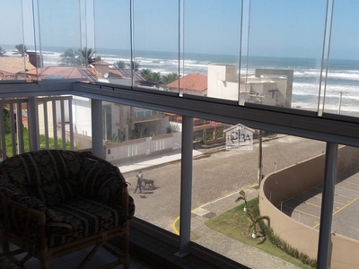 Apartamento a venda em Itanha?m no Resort condom?nio Club, vista para o mar, com 2 dormit?rios sendo su?te, sacada gourmet com churrasqueira, 1 vagas.