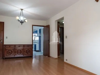 Apartamento com 2 dormitórios na Vila Pompéia.