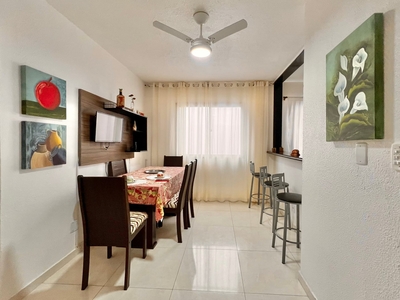 Apartamento com 2 quartos, cozinha em conceito aberto e banheiro social, garagem à Venda há dois passos do mar na Praia do Morro em Guarapari ES