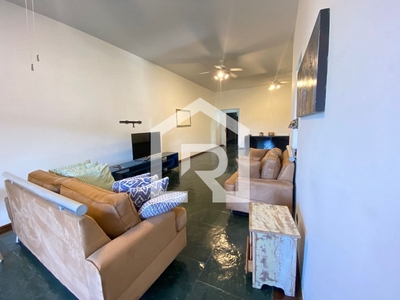 Apartamento com 3 dormitórios à venda, 144 m² por R$ 500.000,00 - Praia da Enseada - Guarujá/SP