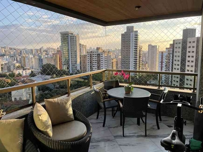 Apartamento com 4 quartos à venda no bairro Funcionários, 160m²