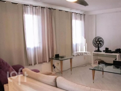 Apartamento à venda em Penha com 120 m², 2 quartos, 2 suítes, 2 vagas