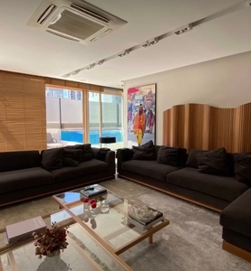 Apartamento à venda em Belvedere com 303 m², 4 quartos, 1 suíte, 3 vagas