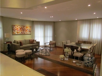 Apartamento à venda em Vila Andrade com 320 m², 4 quartos, 1 suíte, 4 vagas