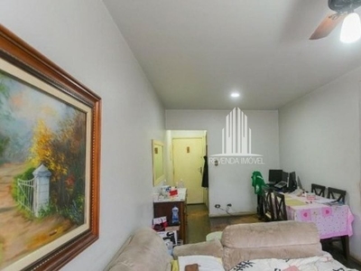 Apartamento na Vila Marina com 2 dormitórios