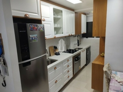 Apartamento á venda 2 quartos, 47m² com vaga de garagem no Jd. Vila Formosa