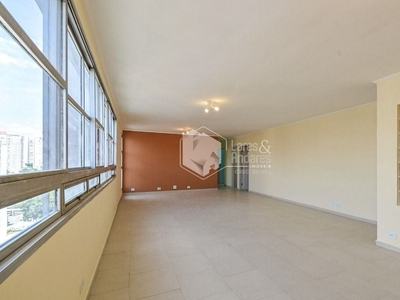 Apartamento à venda 3 Quartos, 1 Suite, 2 Vagas, 135M², Campo Belo, São Paulo - SP