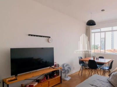 Apartamento à venda com 62m², 1 quarto e sem vaga